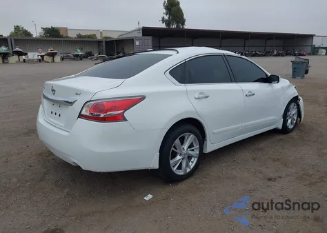 2015 Nissan Altima 2.5 Sv из США, поврежденный, VIN 1N4AL3AP7FC409554